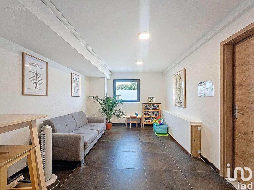 Photo 7 - Commerce à AMANCY