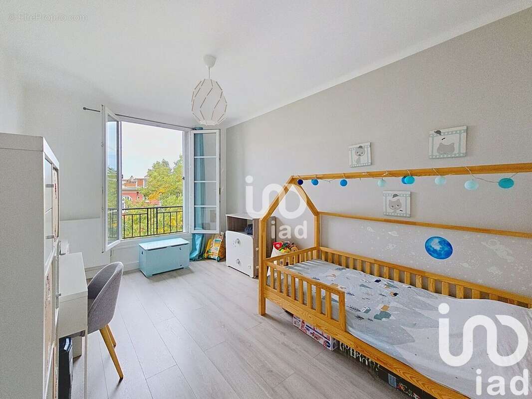 Photo 5 - Appartement à SURESNES