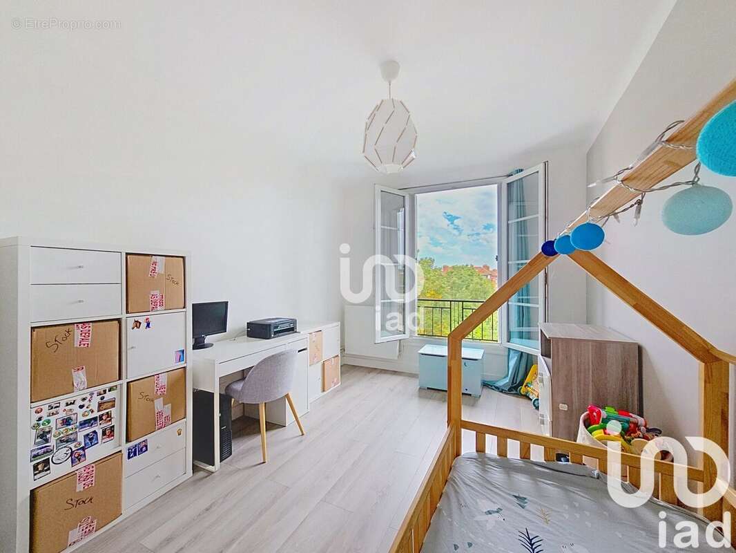 Photo 6 - Appartement à SURESNES