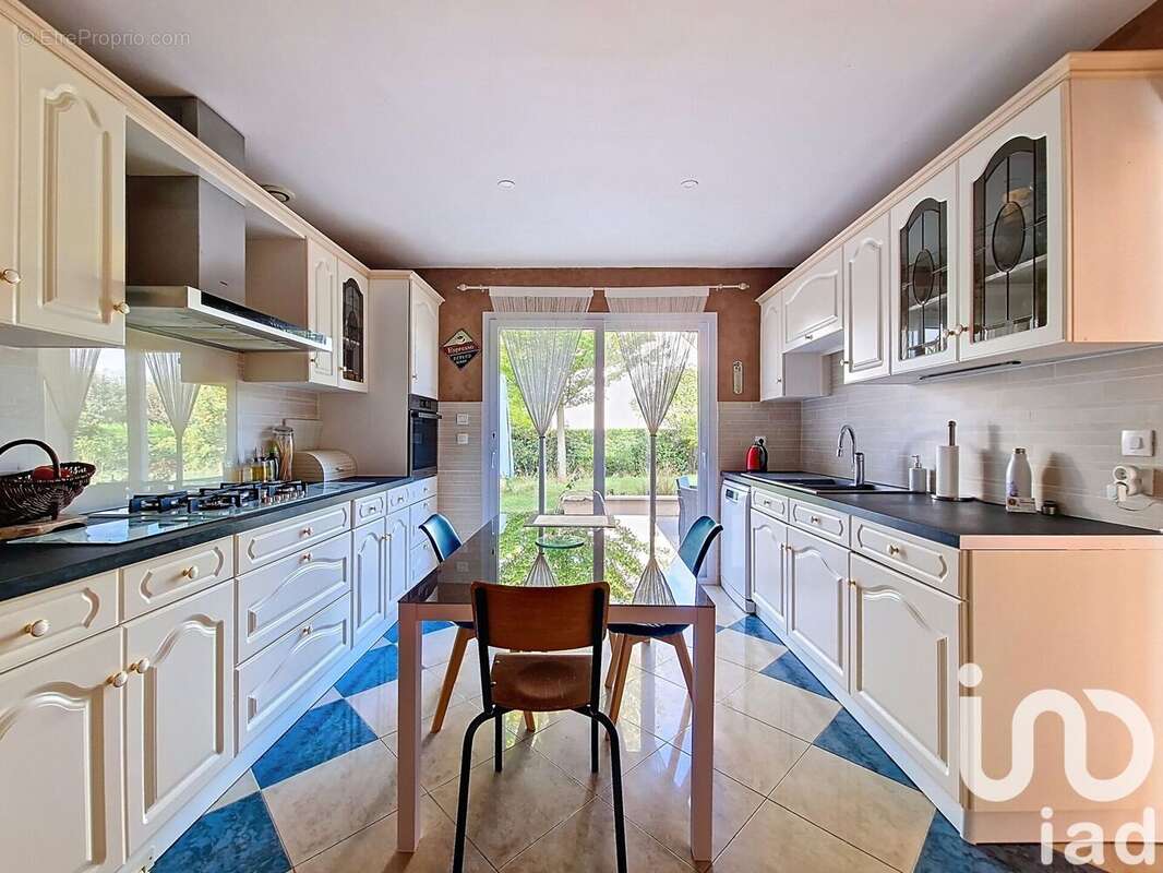 Photo 6 - Maison à LIMOURS