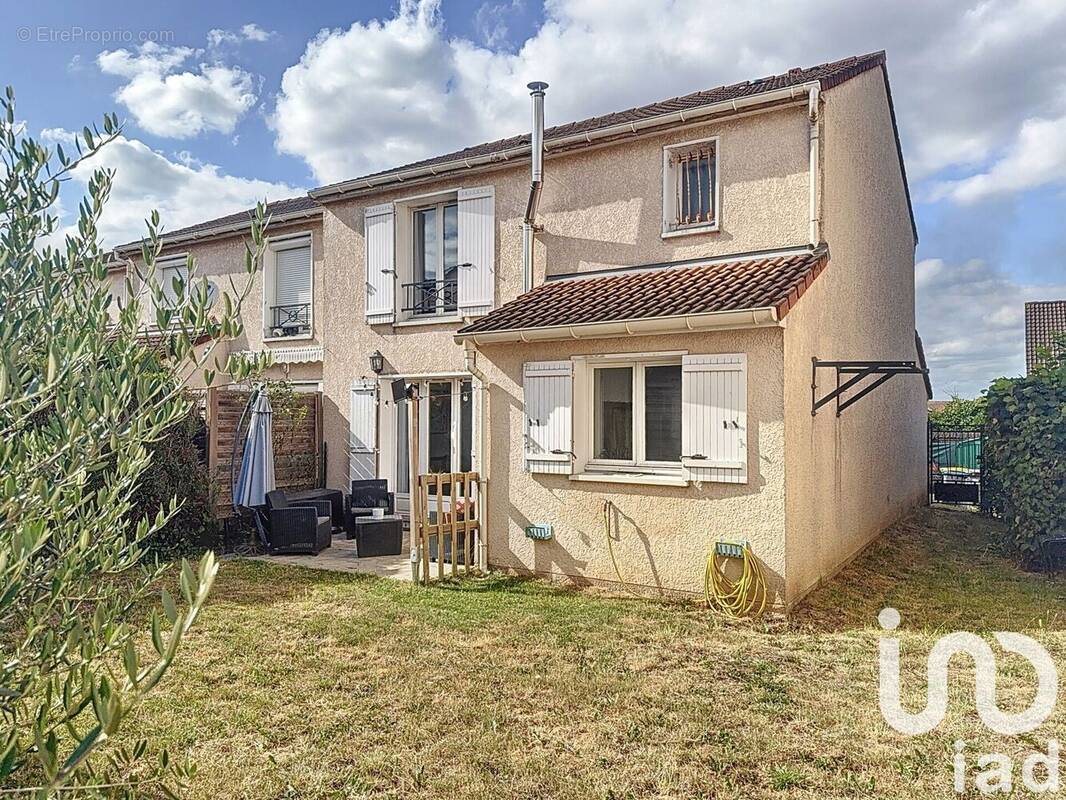 Photo 1 - Maison à VILLABE