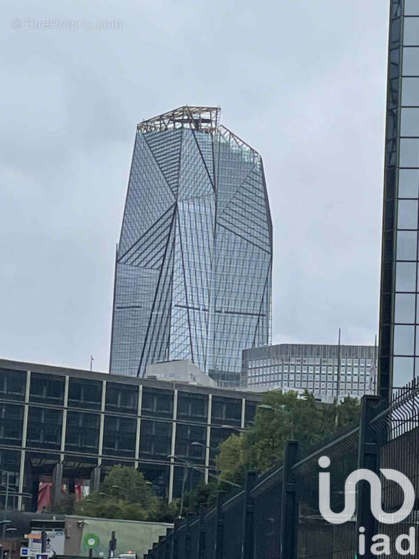 Photo 4 - Parking à COURBEVOIE