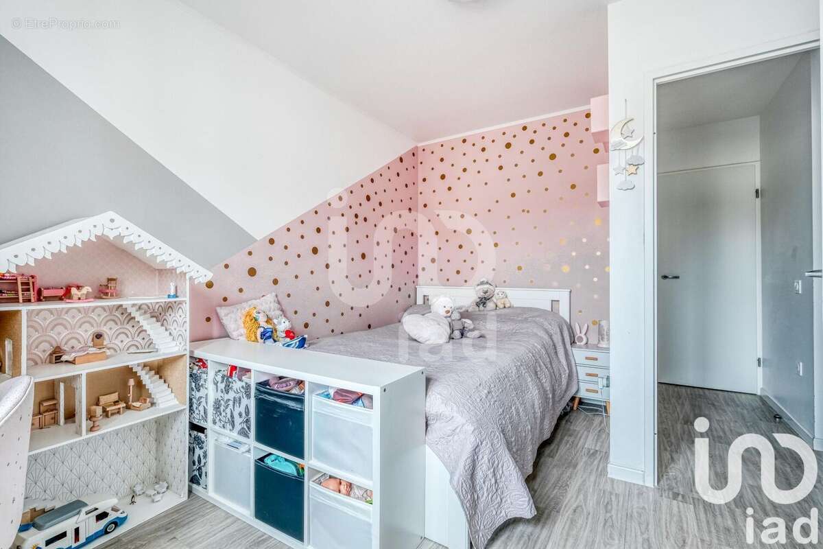 Photo 8 - Maison à VILLENEUVE-LE-COMTE