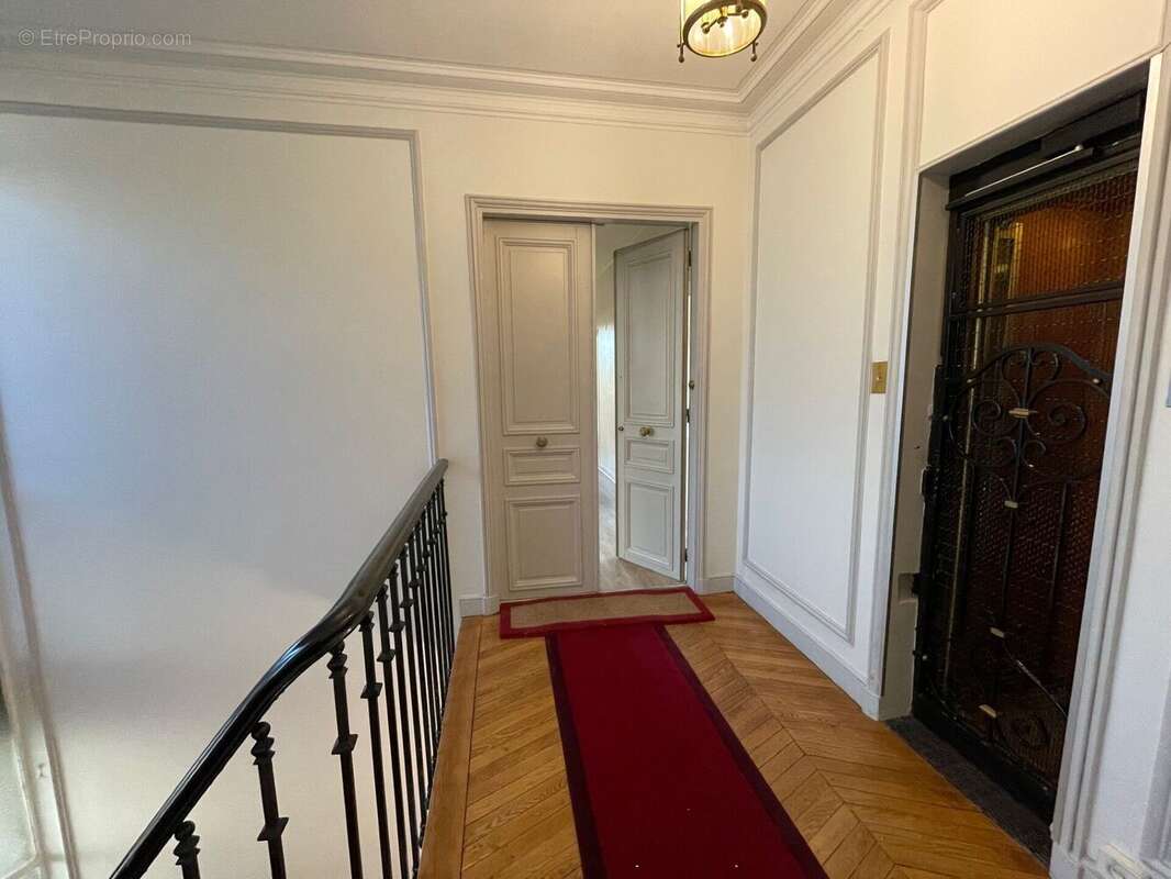 Photo 6 - Appartement à PARIS-16E