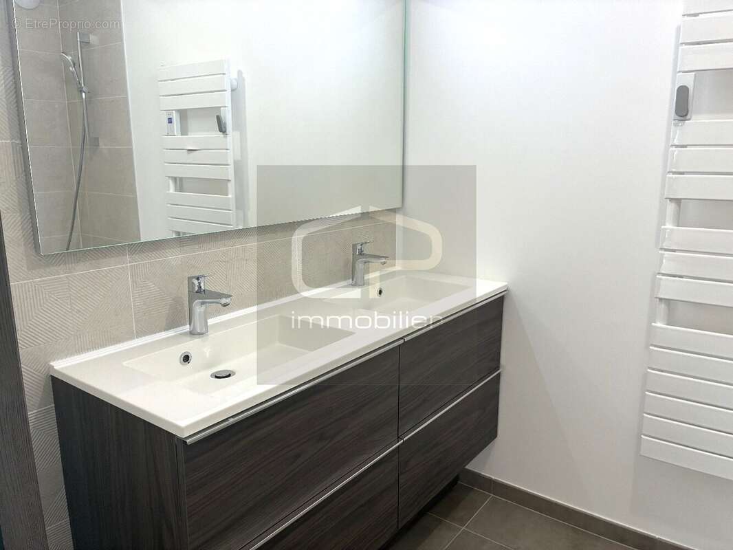 Appartement à ANNECY-LE-VIEUX