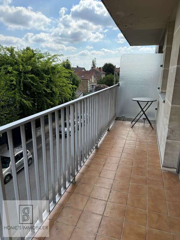 Appartement à VILLEMOMBLE