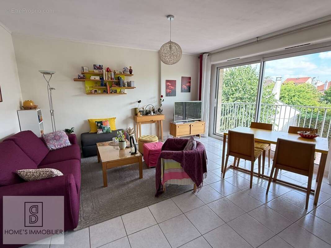 Appartement à VILLEMOMBLE