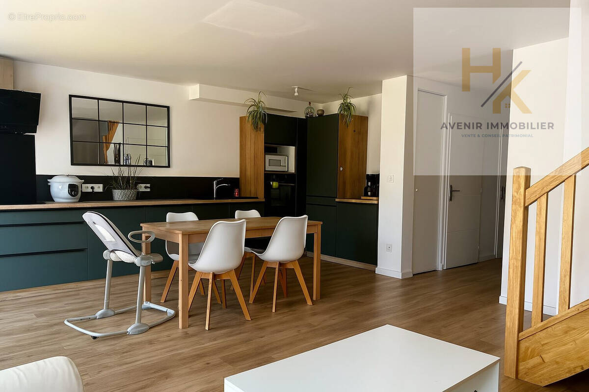 Maison à BOUCHEMAINE