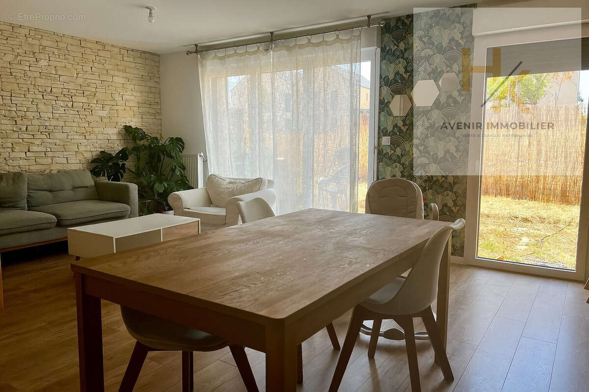 Maison à BOUCHEMAINE