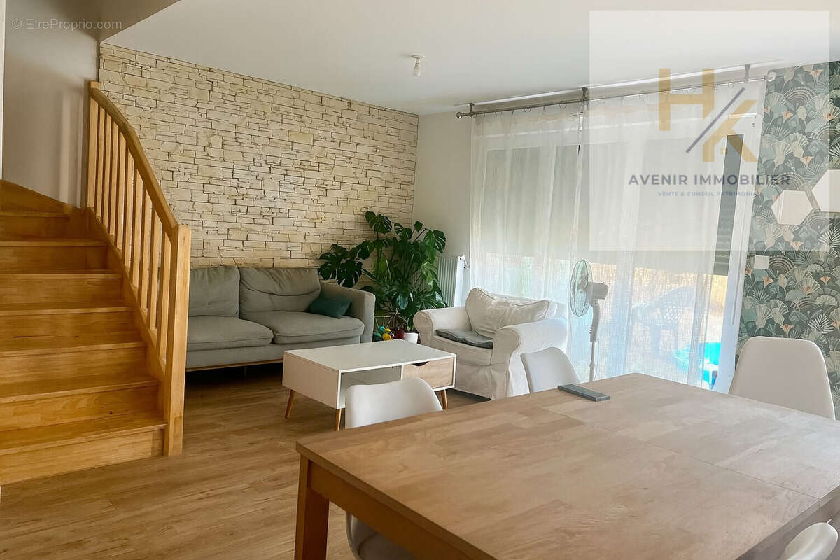 Maison à BOUCHEMAINE