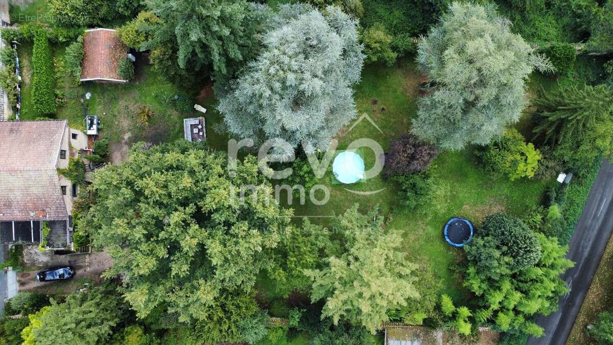 Maison à SAINT-DIDIER-SUR-CHALARONNE