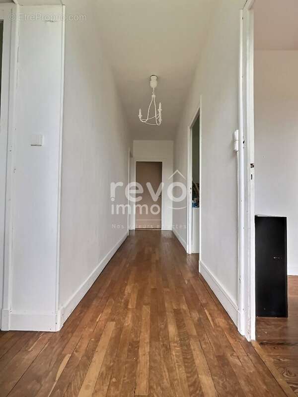 Maison à SAINT-DIDIER-SUR-CHALARONNE