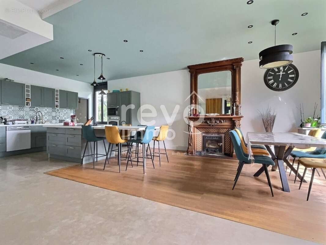 Maison à SAINT-DIDIER-SUR-CHALARONNE