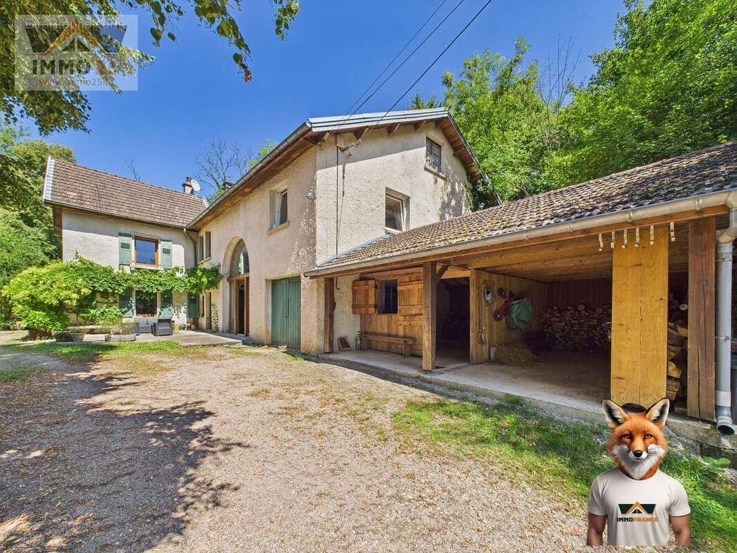 Maison à CALMOUTIER