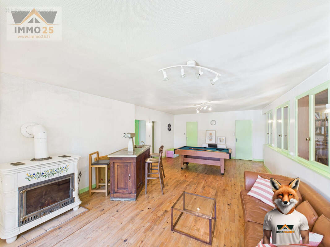 Maison à CALMOUTIER