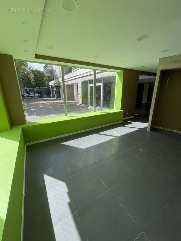 Commerce à RUEIL-MALMAISON