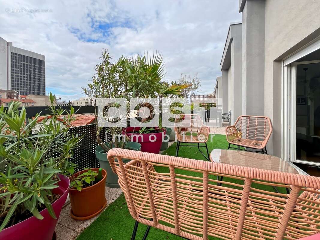 Appartement à GENNEVILLIERS