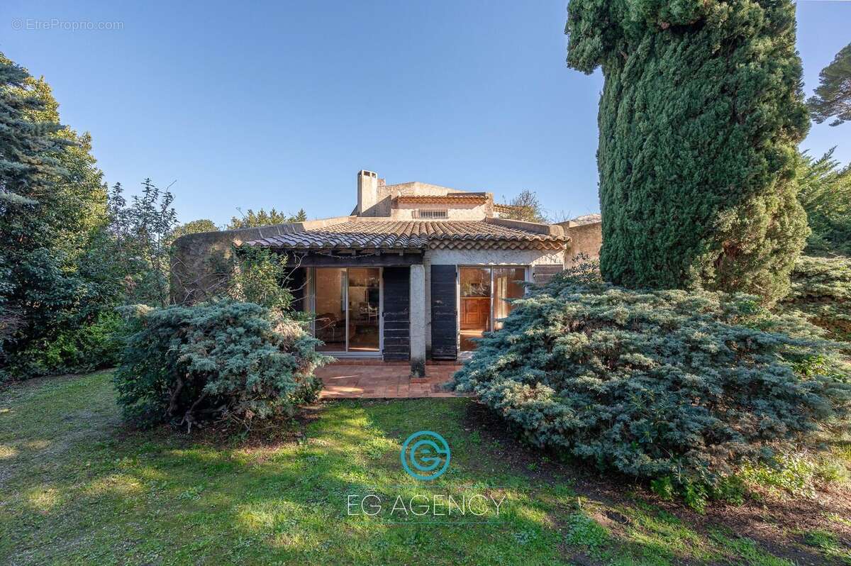 Maison à MARSEILLE-9E