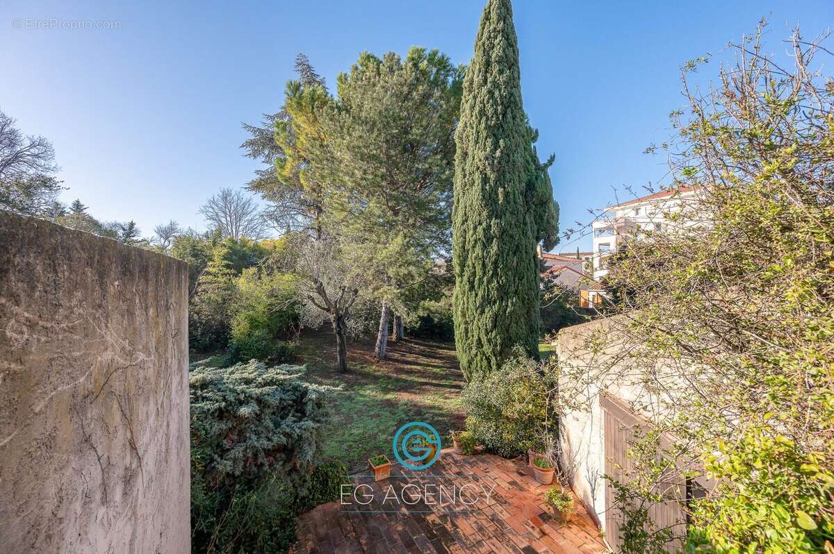 Maison à MARSEILLE-9E