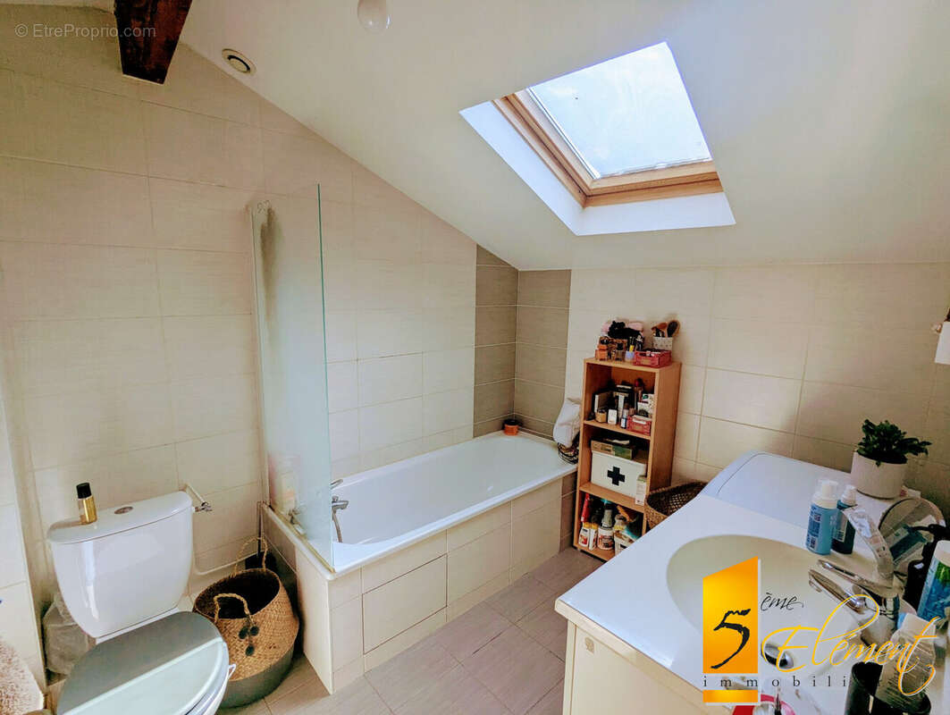 Appartement à LYON-7E