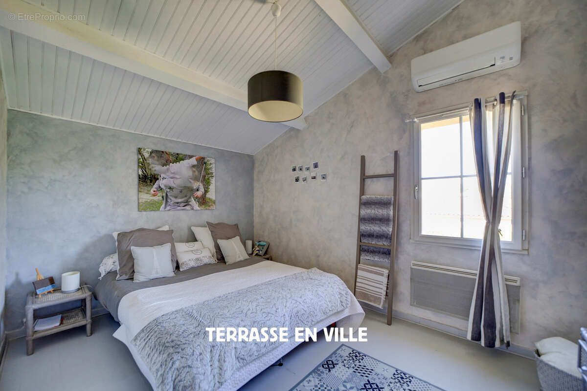 Maison à SAINT-ZACHARIE