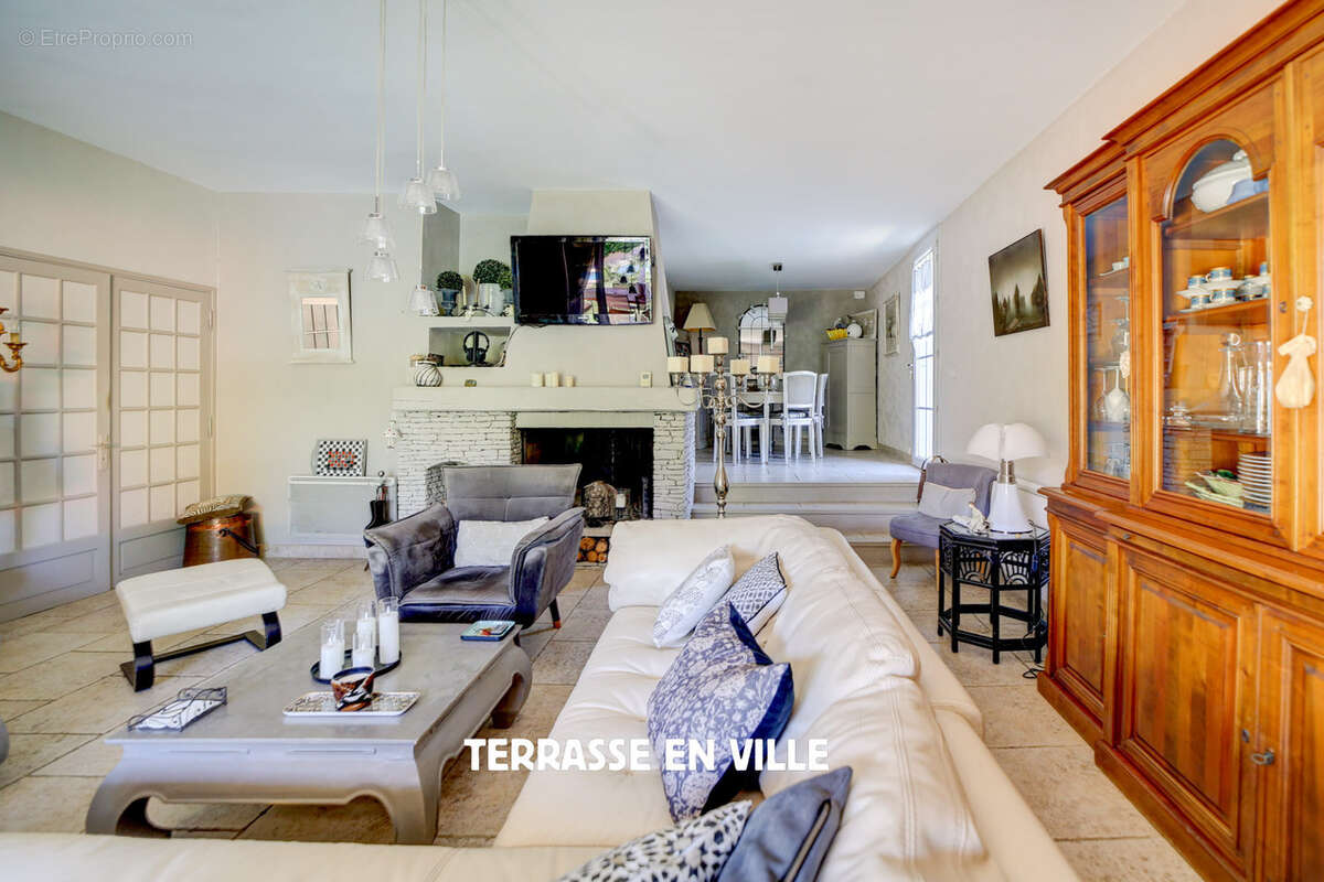 Maison à SAINT-ZACHARIE