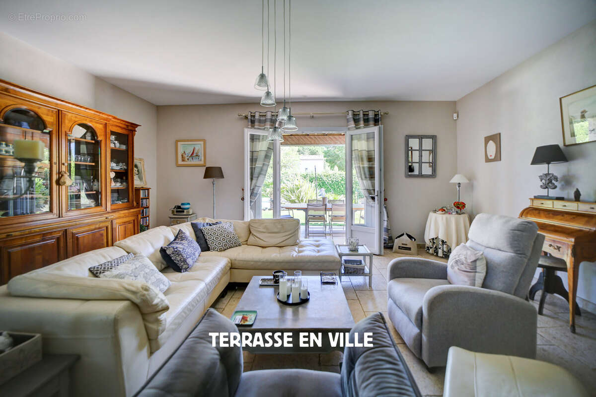 Maison à SAINT-ZACHARIE