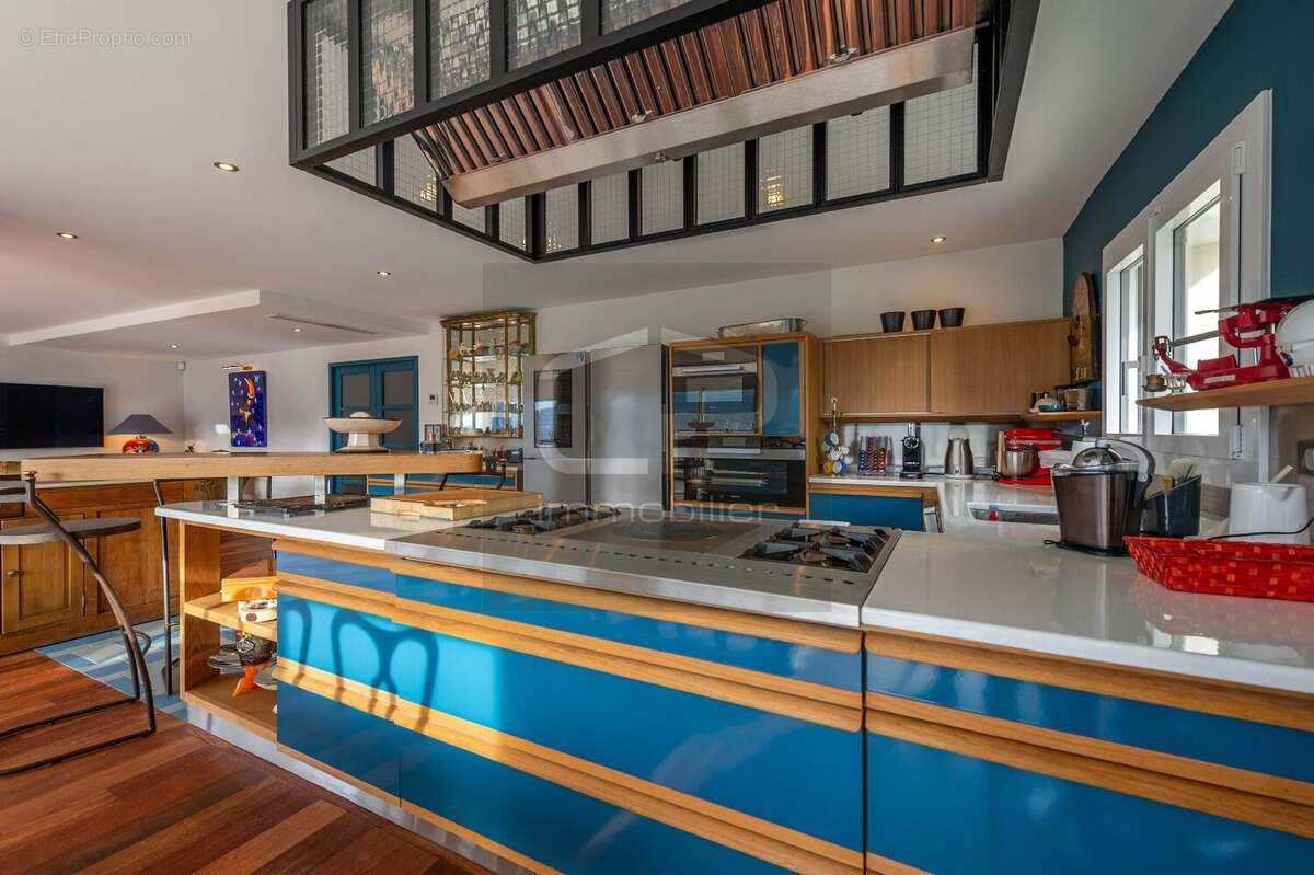 Appartement à VEYRIER-DU-LAC