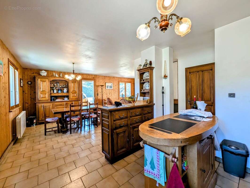 Maison à BONNEVILLE