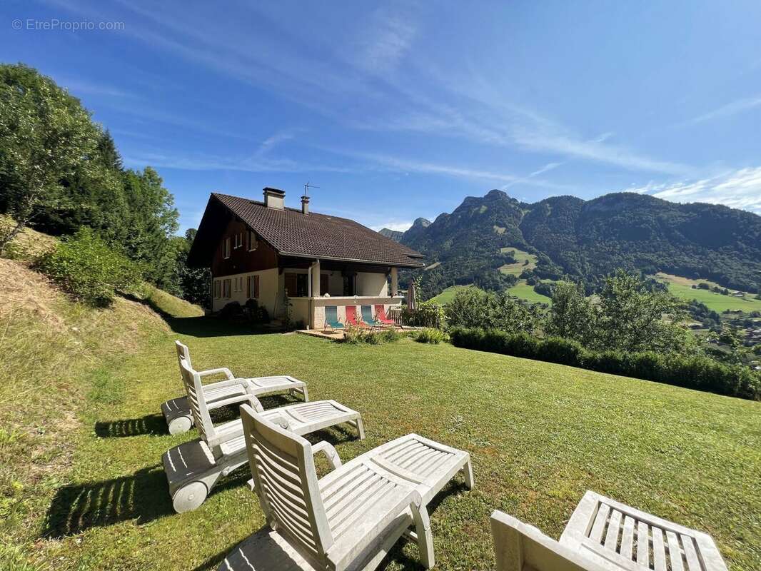 Maison à BONNEVILLE