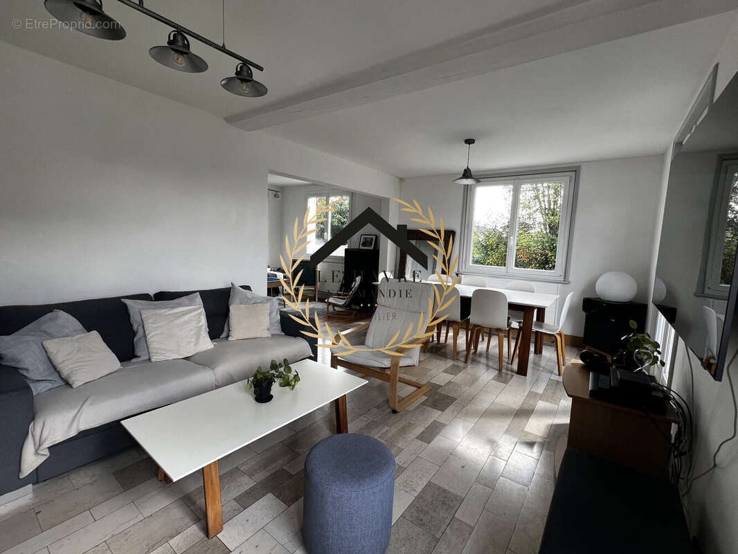 Maison à ANGERVILLE-L&#039;ORCHER