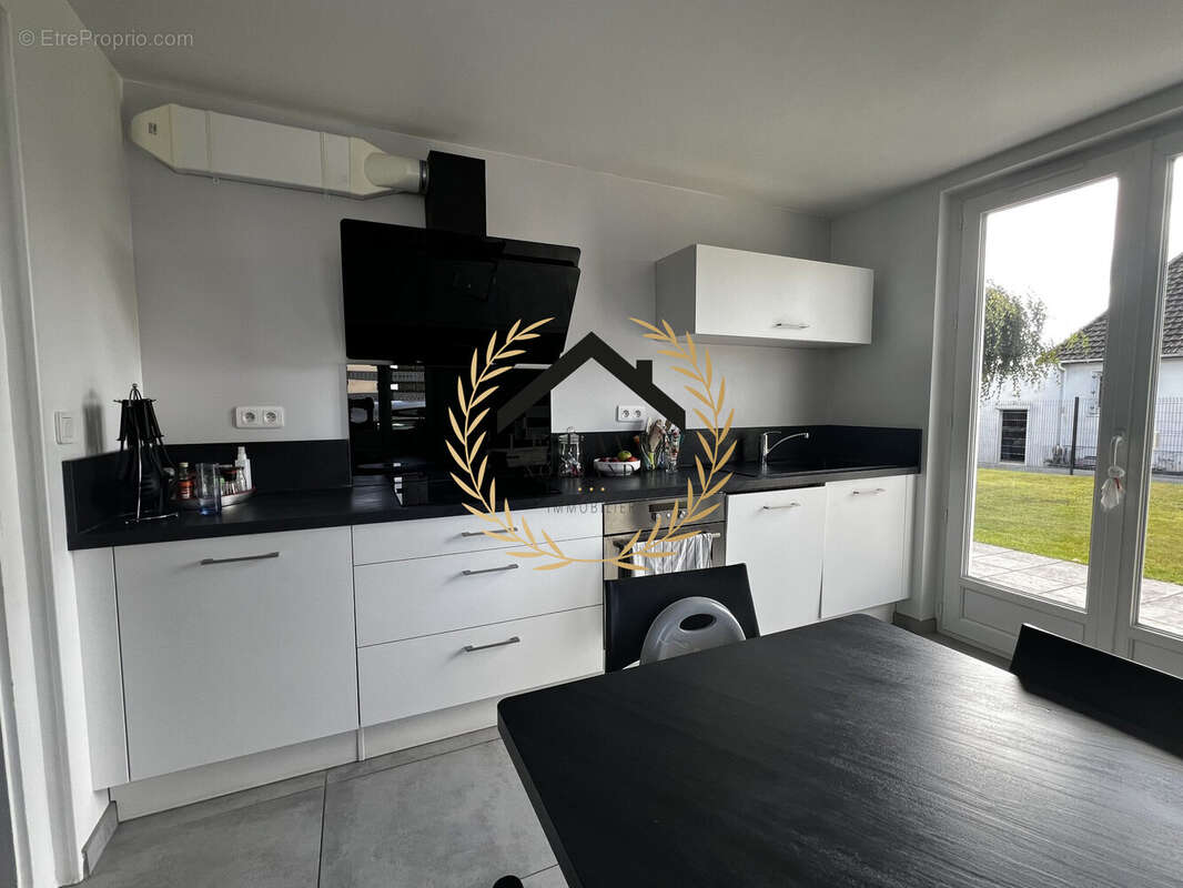 Maison à ANGERVILLE-L&#039;ORCHER