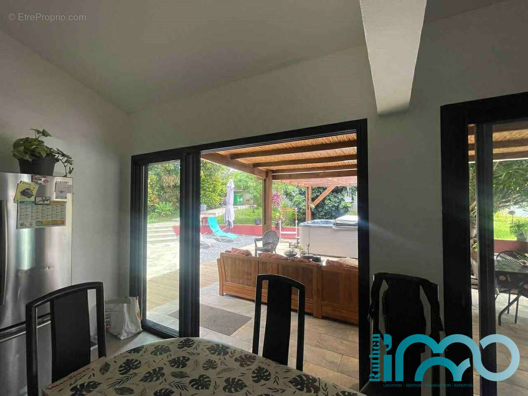 Maison à SAINT-PIERRE