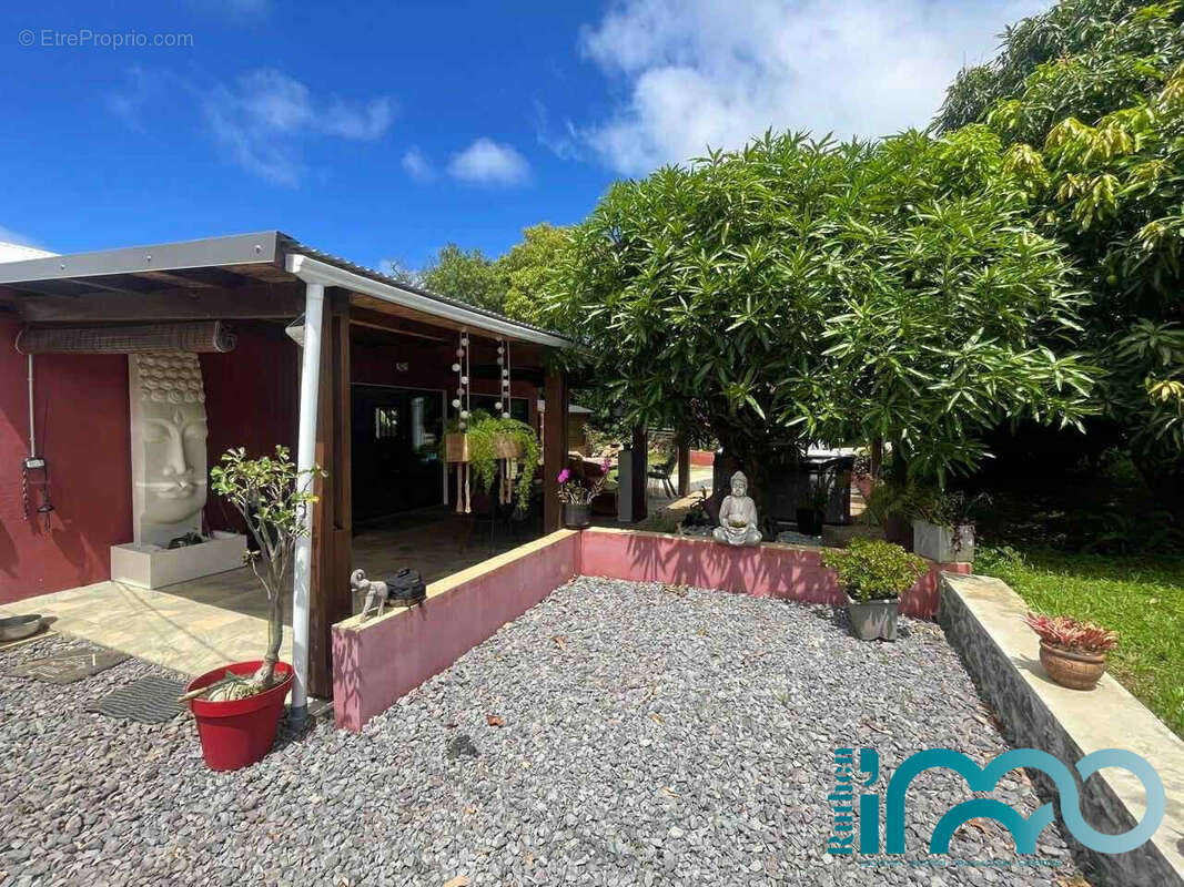 Maison à SAINT-PIERRE