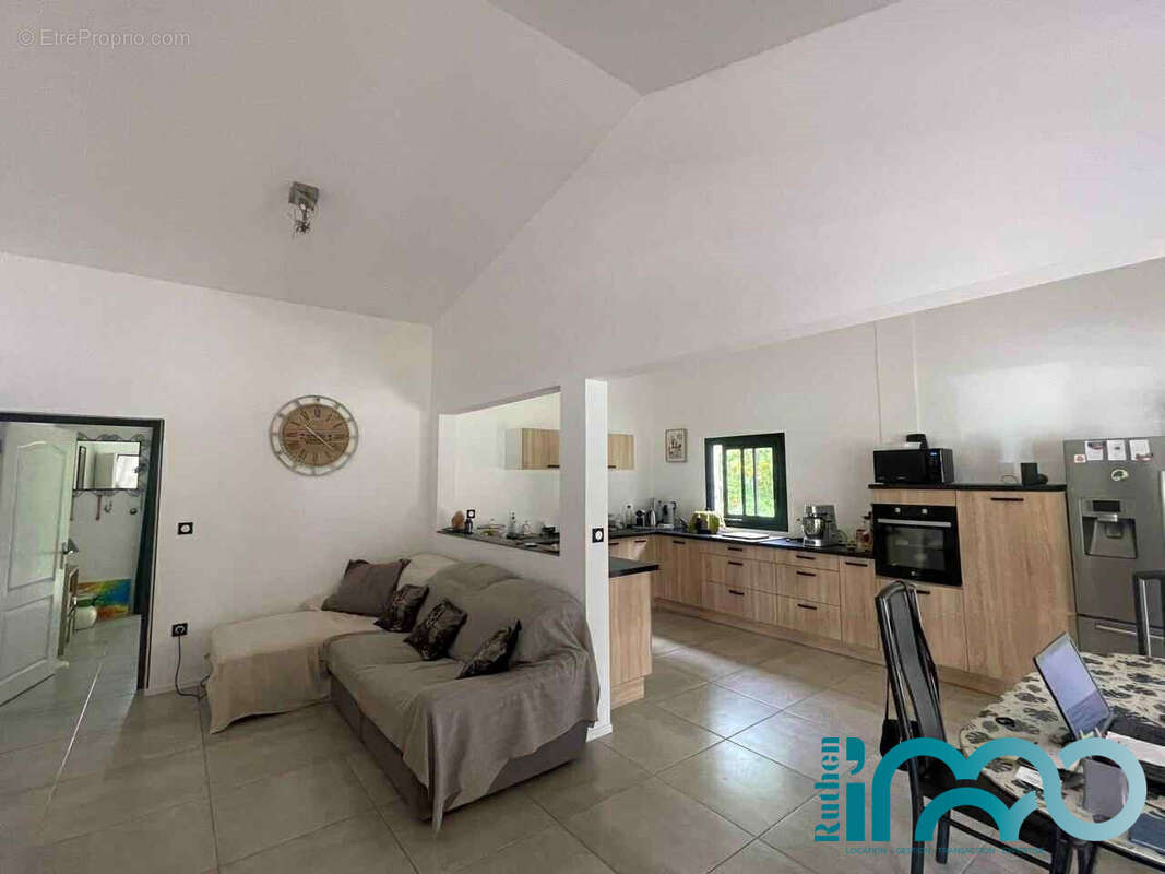 Maison à SAINT-PIERRE