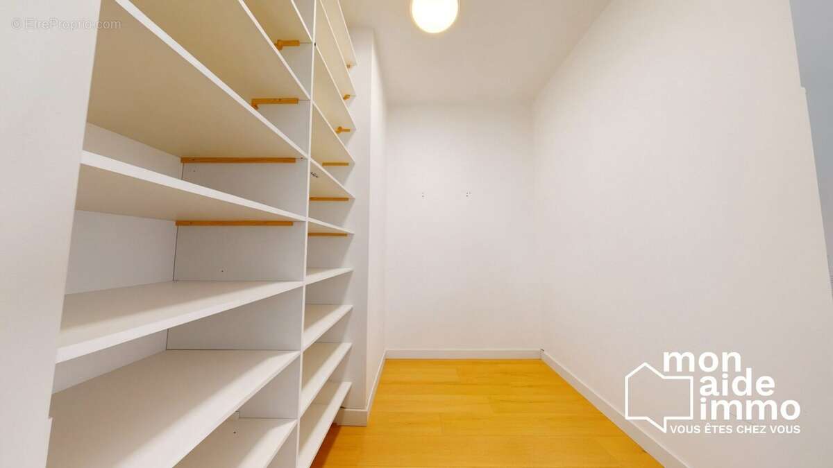 Dressing - Maison à LOUPES