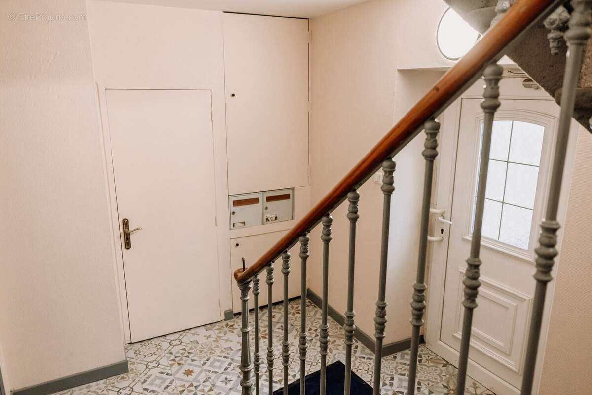 Appartement à VEYRE-MONTON