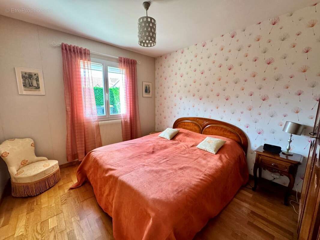 Maison à OUISTREHAM