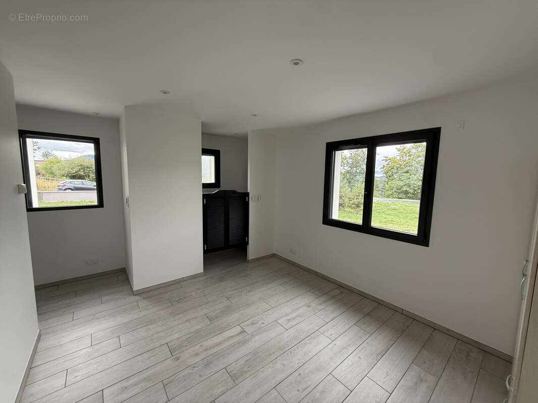 Maison à LE MONASTIER-SUR-GAZEILLE