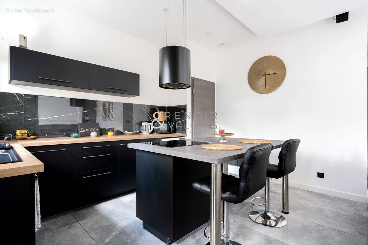 Maison à JARVILLE-LA-MALGRANGE