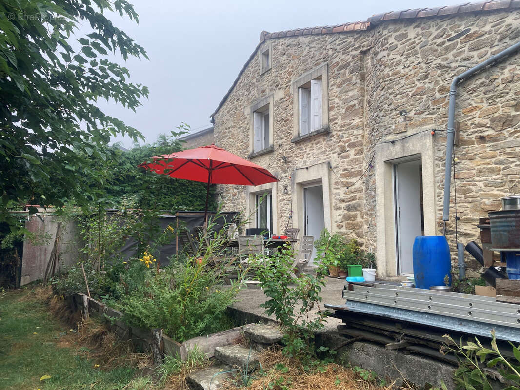 Maison à PRADELLES-CABARDES