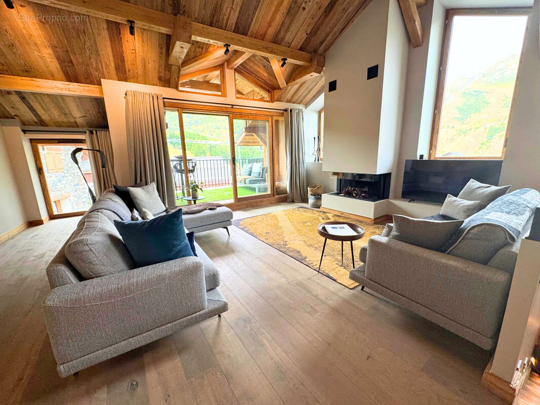 Maison à SAINT-MARTIN-DE-BELLEVILLE