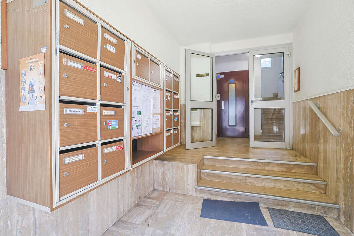 Appartement à HYERES