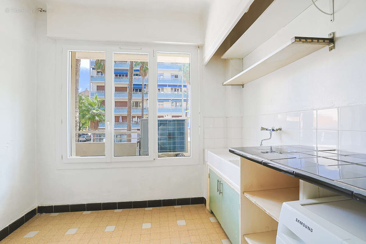 Appartement à HYERES