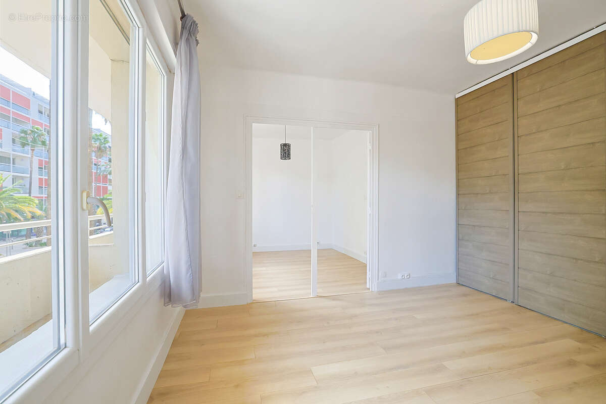 Appartement à HYERES