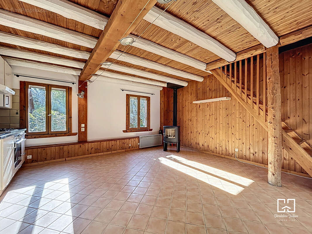 Maison à VAL-DES-PRES