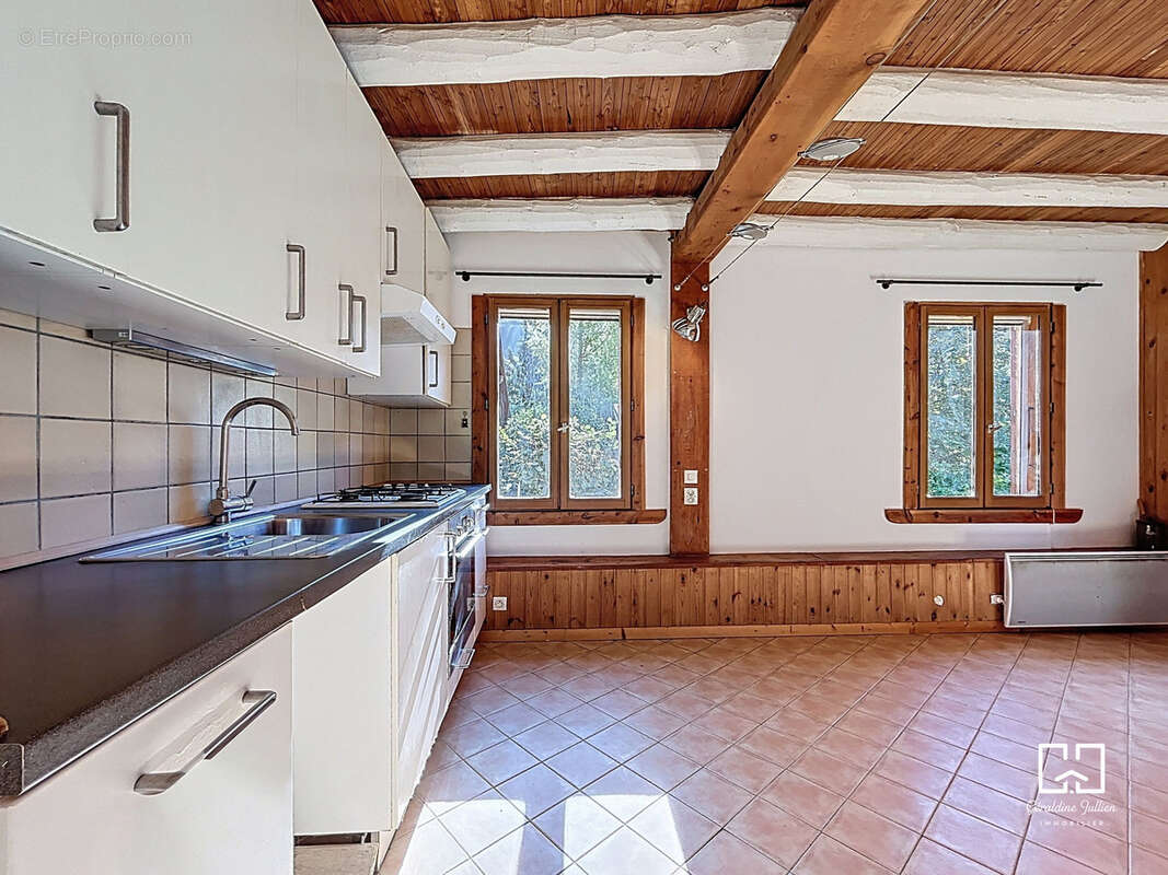 Maison à VAL-DES-PRES