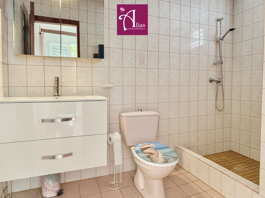 Maison à BAIE-MAHAULT