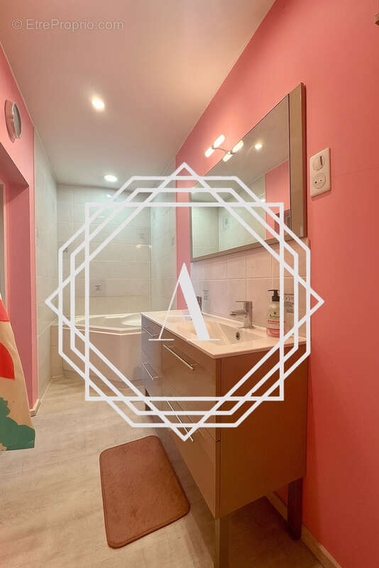 Maison à SAINTE-GENEVIEVE