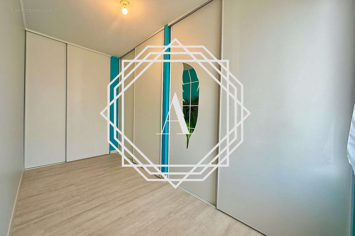 Maison à SAINTE-GENEVIEVE